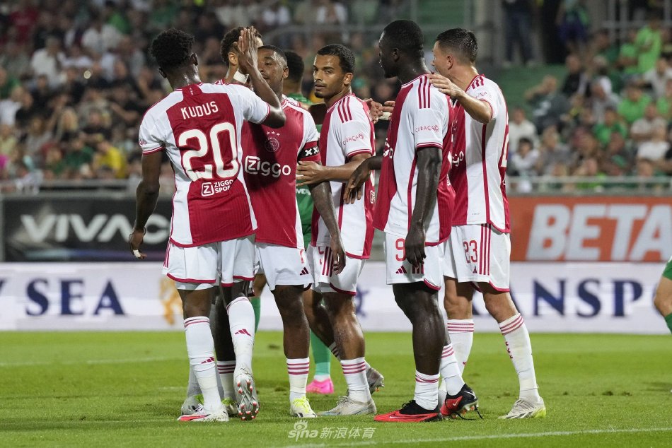 的团队配合 的团队配合